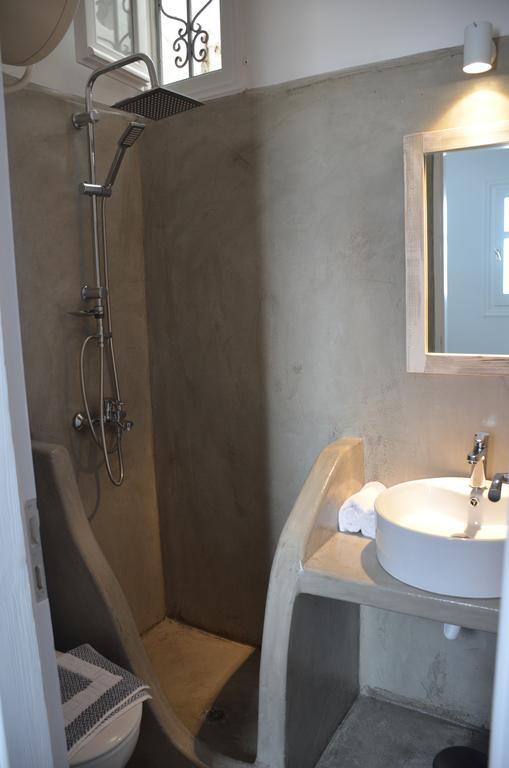 White And Grey Chora Apartment Mykonos Town Exterior foto