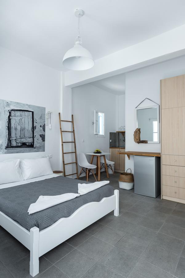 White And Grey Chora Apartment Mykonos Town Exterior foto